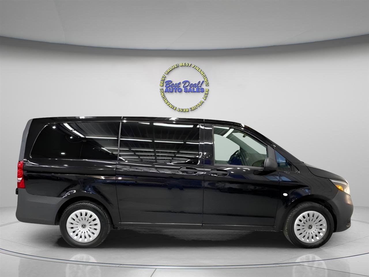 Used 2019 Mercedes-Benz Metris Passenger image 7
