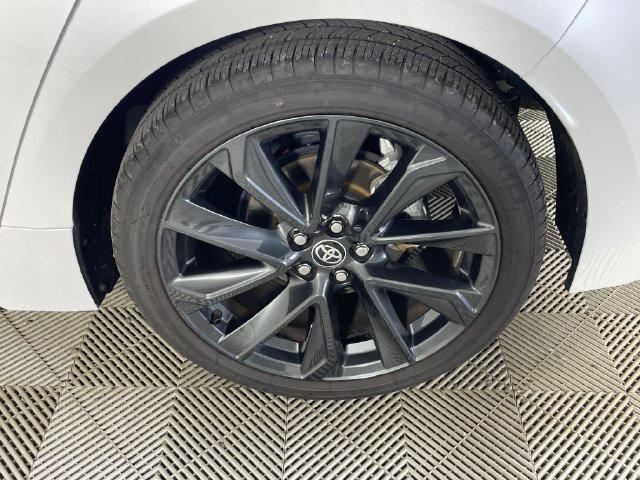 Used 2025 Toyota Corolla SE FWD image 18