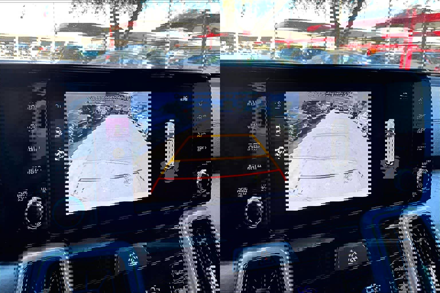 Used 2023 Kia Sorento SX image 28