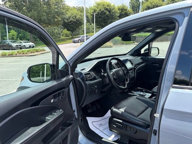 Used 2023 Honda Ridgeline Black Edition image 14