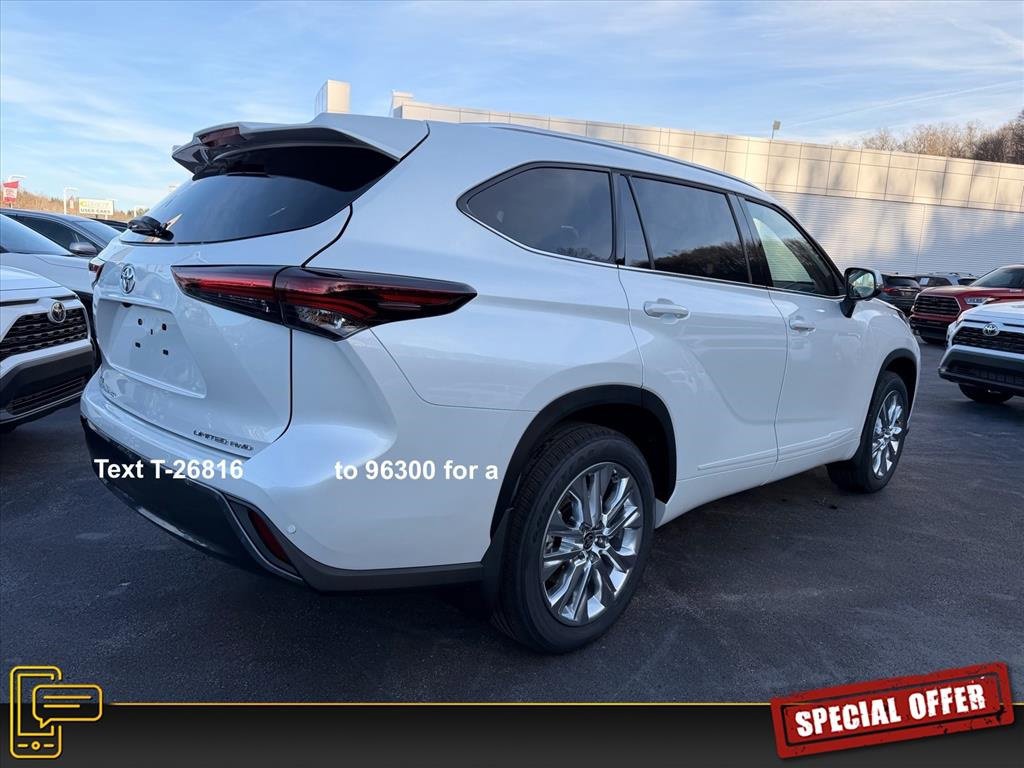 Used 2026 Toyota Highlander Limited image 4