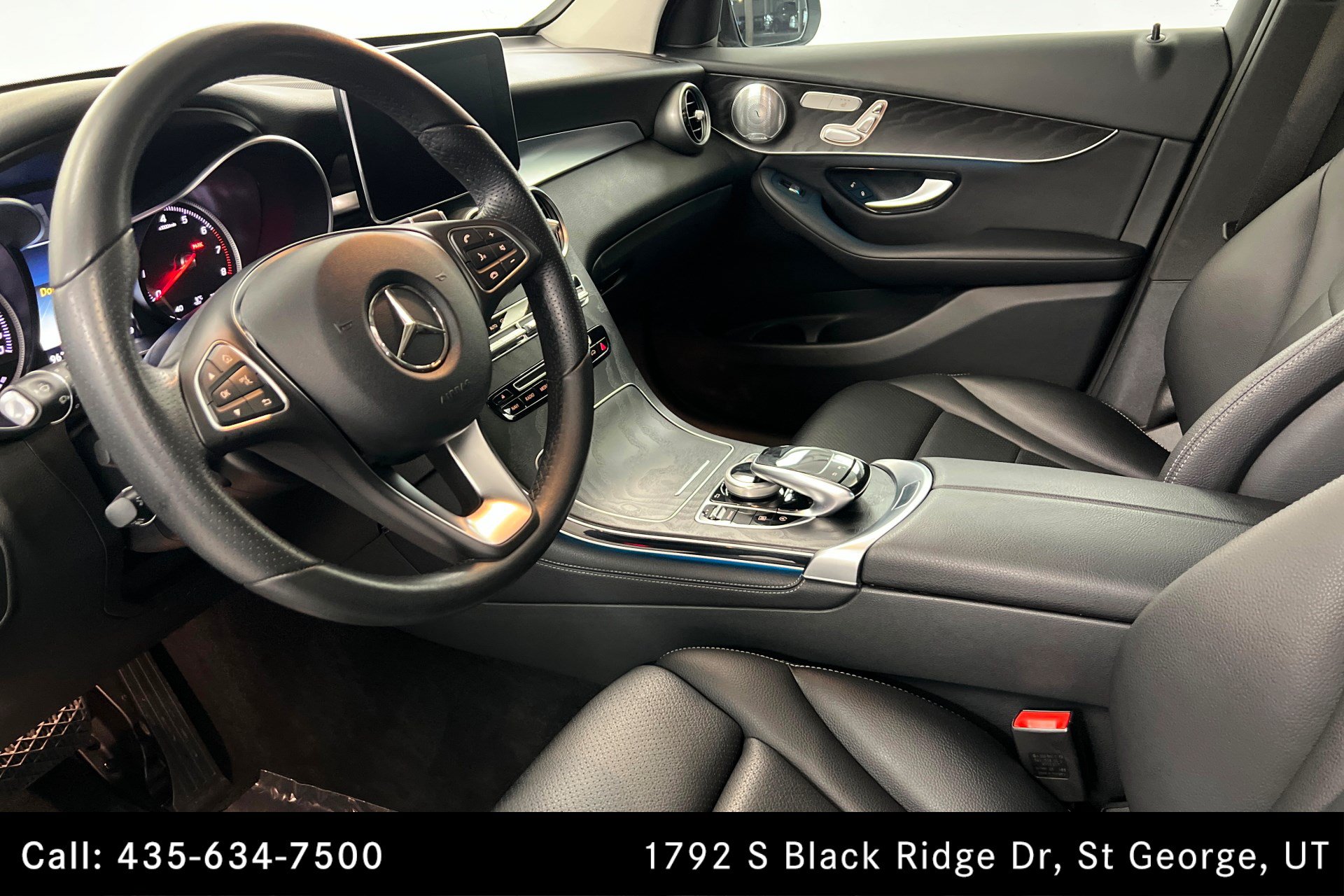 Used 2017 Mercedes-Benz GLC 300 4MATIC Coupe image 15