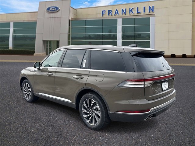 New 2026 Lincoln Aviator AWD image 5