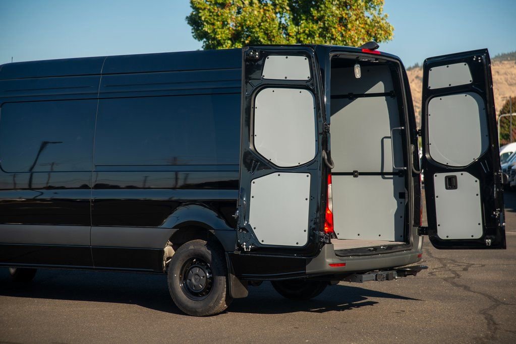 New 2025 Mercedes-Benz Sprinter 2500 image 19