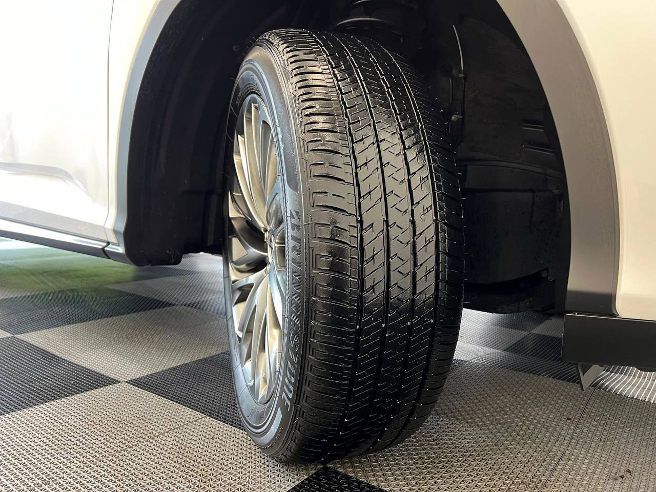 Used 2022 Lexus RX 450h AWD w/ Luxury Package image 31