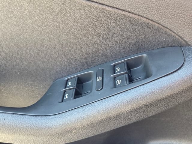 Used 2017 Volkswagen Jetta S FWD image 33
