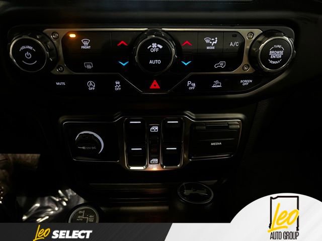 Used 2022 Jeep Wrangler Unlimited Sahara w/ Safety Group AWD/4WD image 21