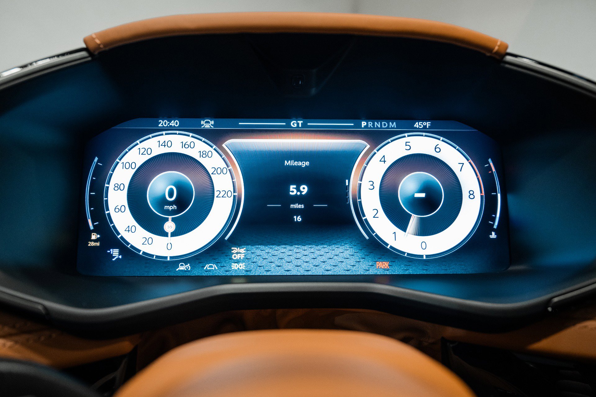 New 2026 Aston Martin DBX 707 image 5