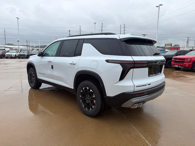 New 2027 Chevrolet Traverse Z71 w/ Enhanced Driving Package AWD/4WD image 4