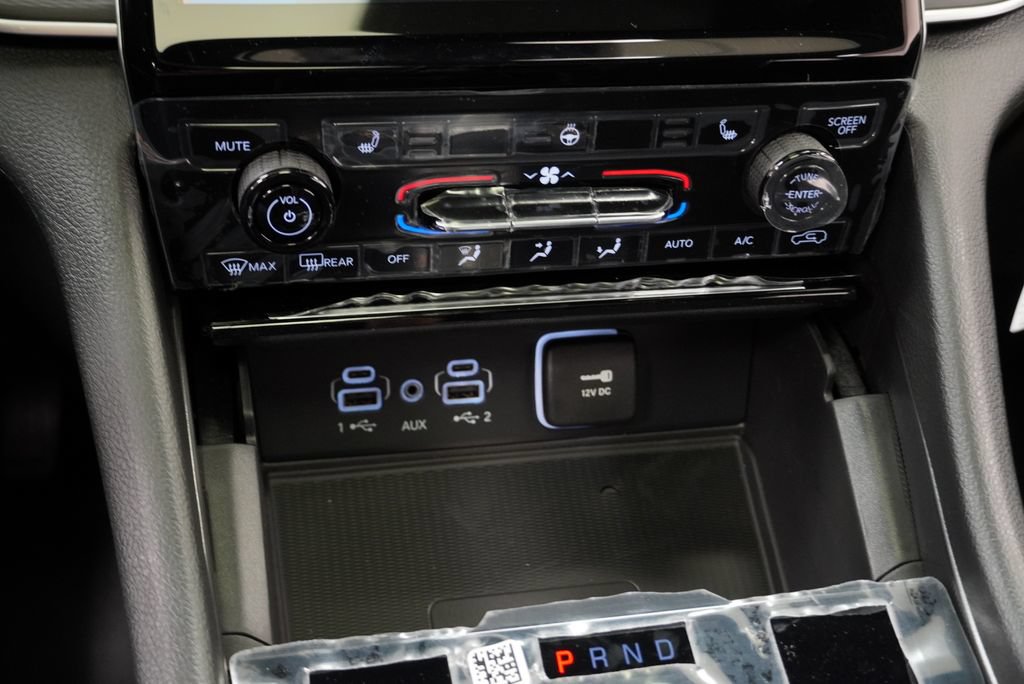 New 2027 Jeep Grand Cherokee Laredo AWD/4WD image 24