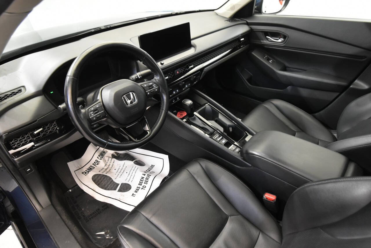 Used 2025 Honda Accord EX-L image 12