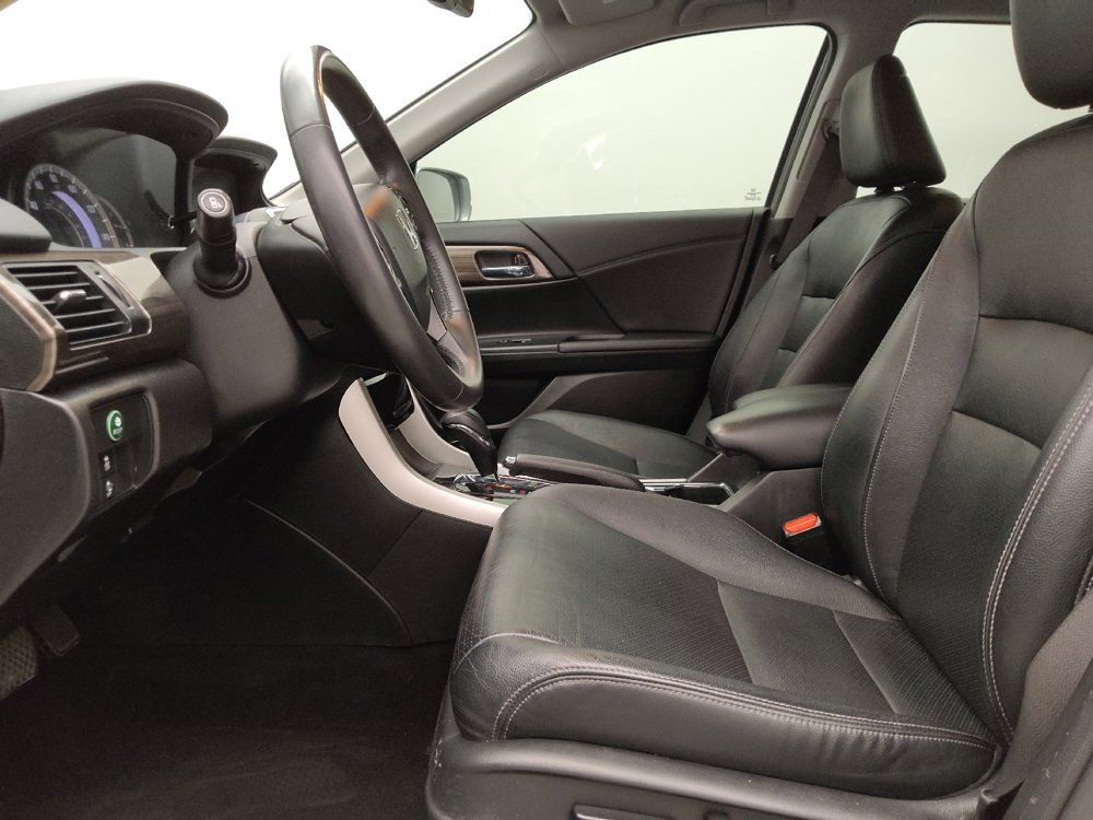 Used 2017 Honda Accord EX-L image 17