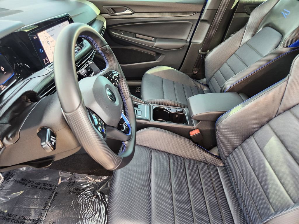 Used 2022 Volkswagen Golf R image 3