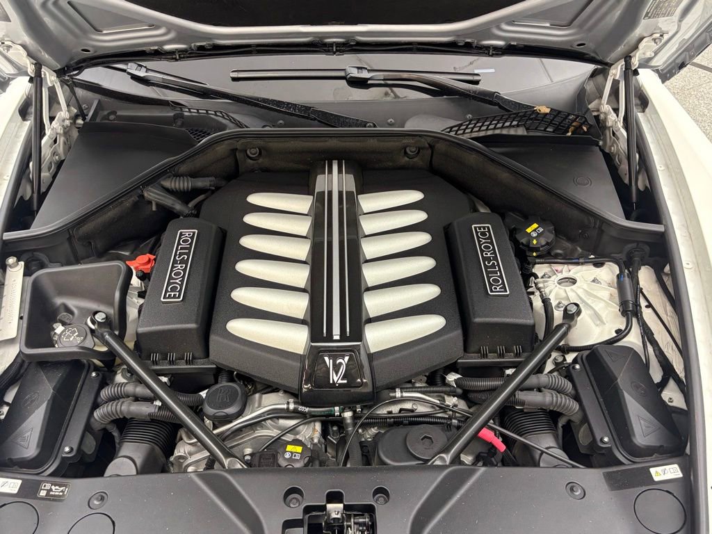 Used 2016 Rolls-Royce Wraith RWD image 62