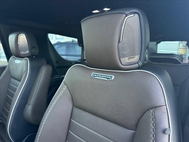 New 2026 GMC Yukon Denali Ultimate AWD/4WD image 28