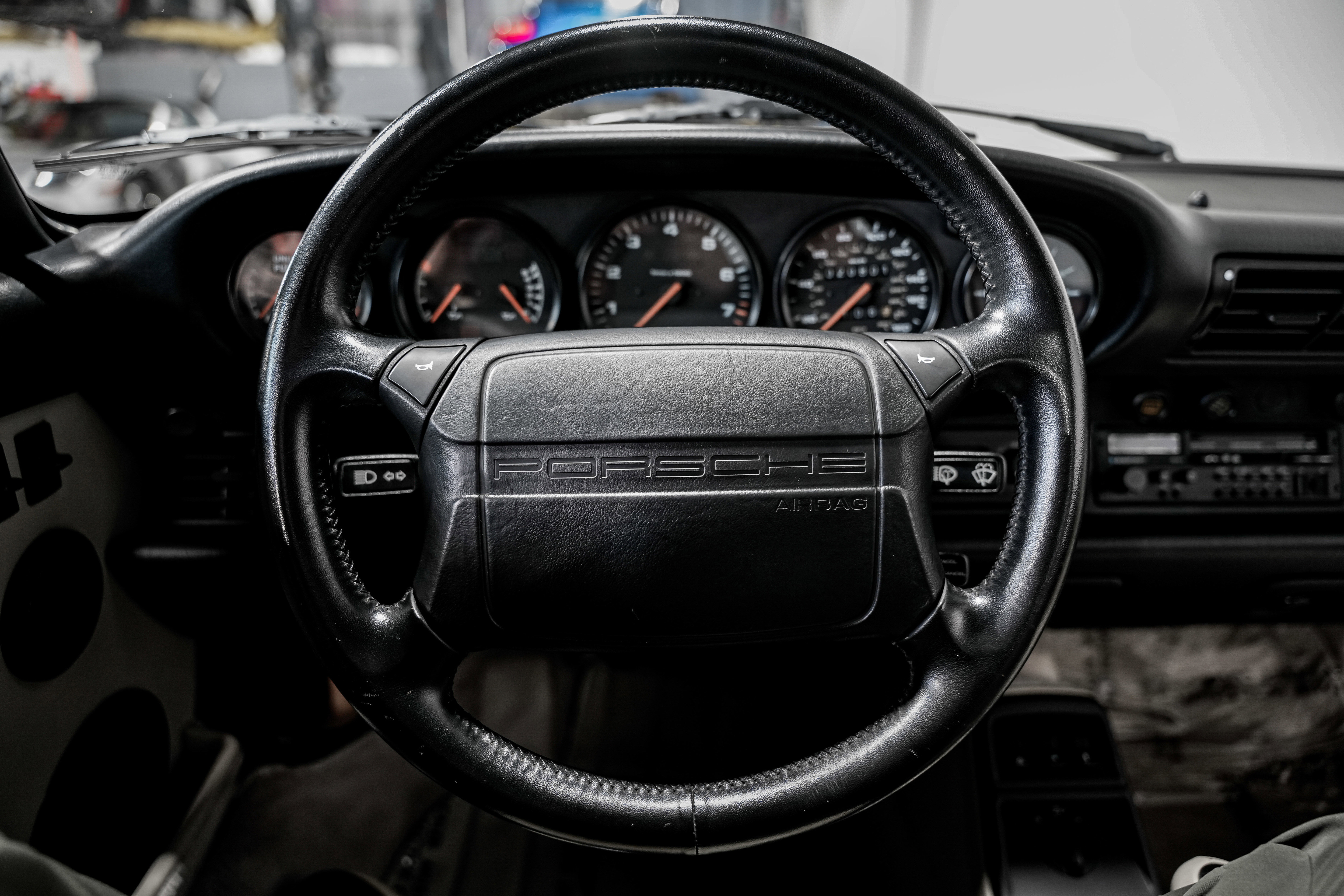 Used 1990 Porsche 911 Carrera image 10