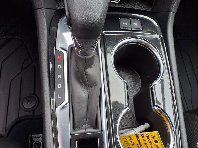 Used 2024 Chevrolet Equinox Premier image 10