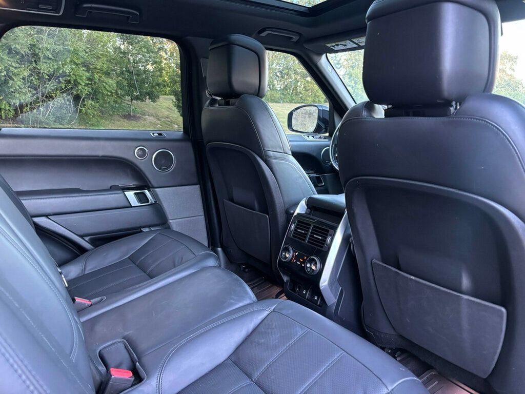 Used 2021 Land Rover Range Rover Sport HSE Dynamic image 19
