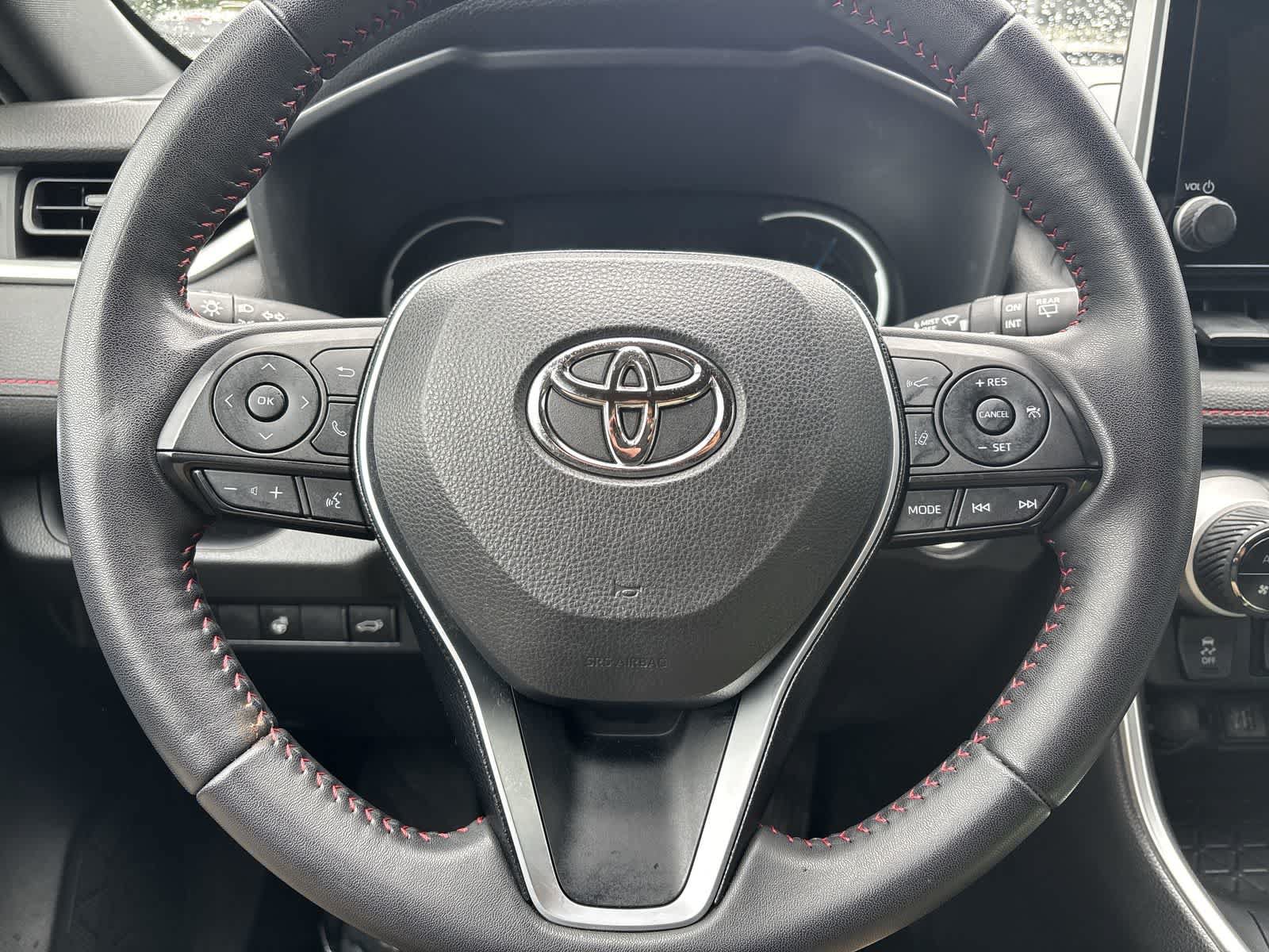 Used 2023 Toyota RAV4 SE w/ Weather & Moonroof Package AWD/4WD image 8