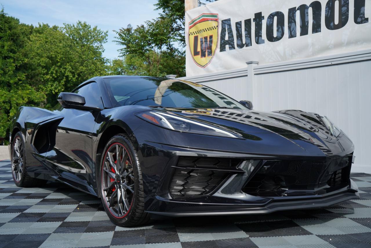 Used 2024 Chevrolet Corvette Stingray Preferred Cpe w/ Z51 Performance Package RWD image 88