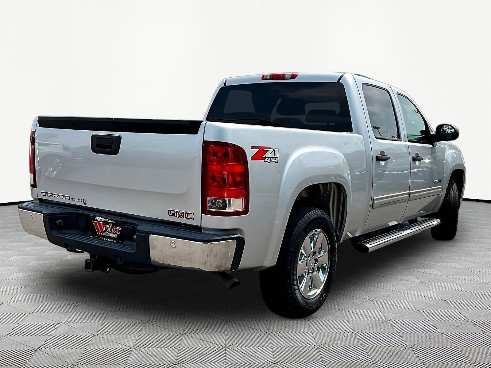 Used 2013 GMC Sierra 1500 SLE w/ Power Tech Package AWD/4WD image 6