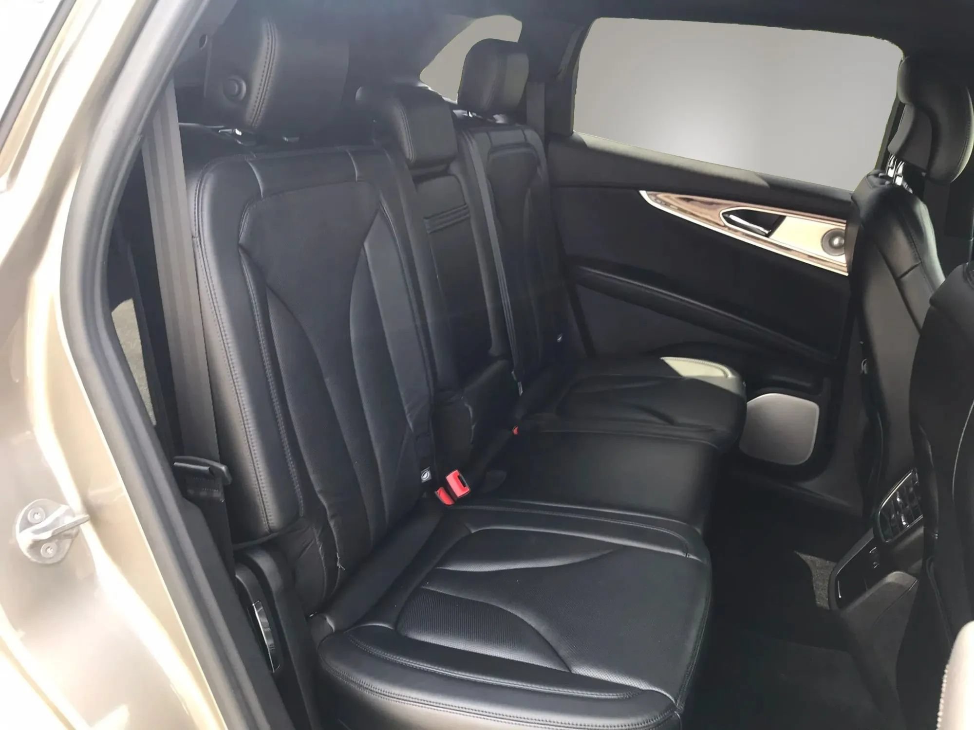 Used 2016 Lincoln MKX Reserve w/ Luxury Package AWD/4WD image 54