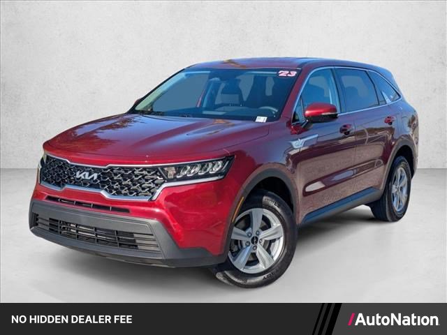 Used 2023 Kia Sorento LX AWD/4WD image 1