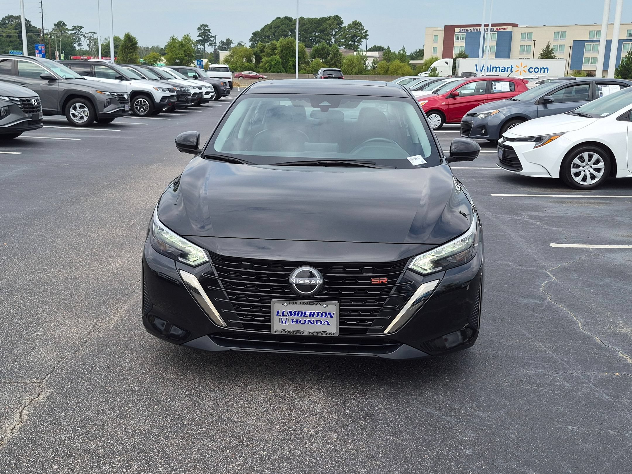 Used 2025 Nissan Sentra SR w/ SR Premium Package FWD image 8
