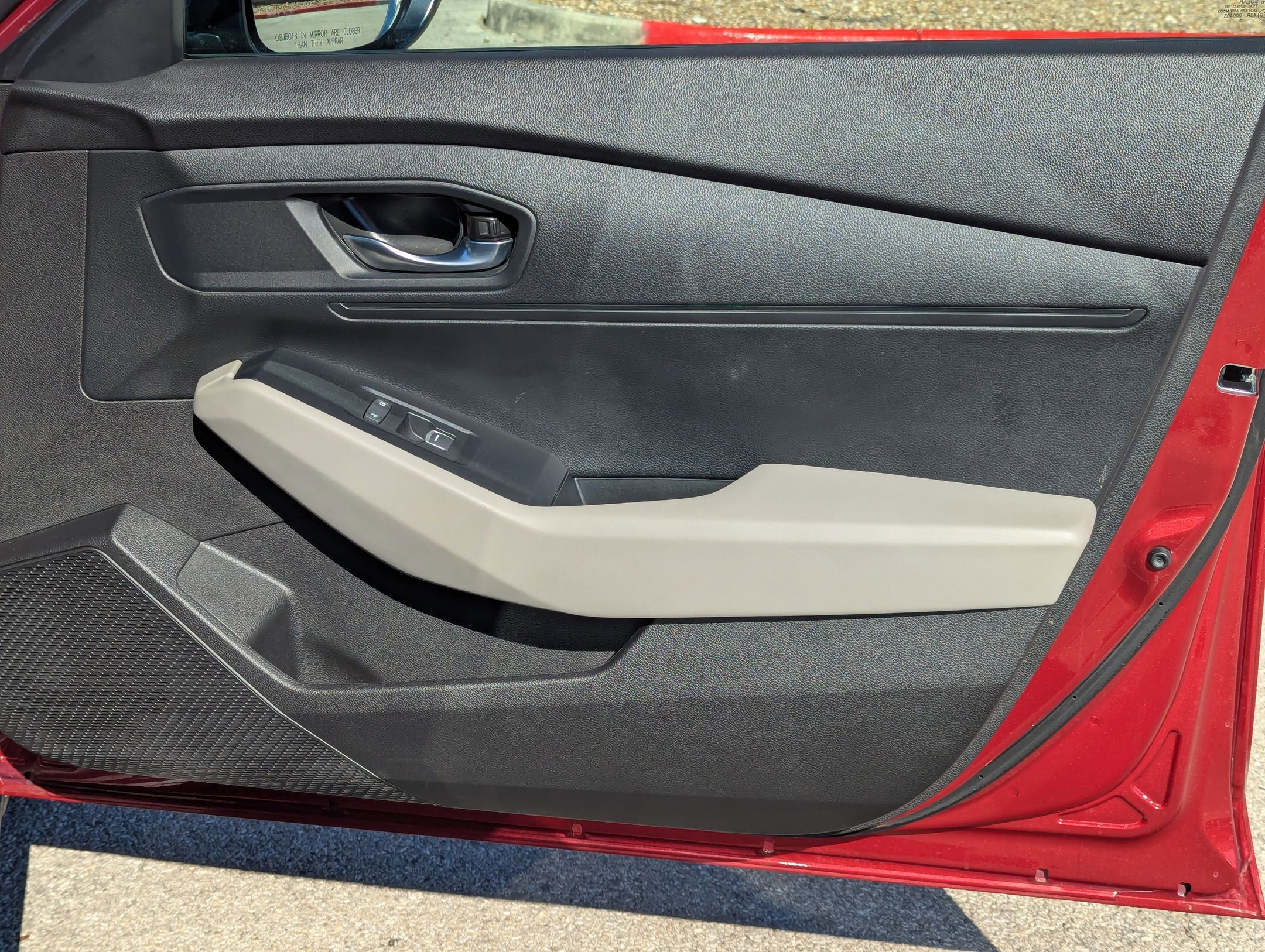 Used 2025 Honda Accord LX image 27