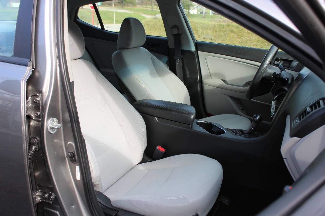 Used 2015 Kia Optima LX image 37