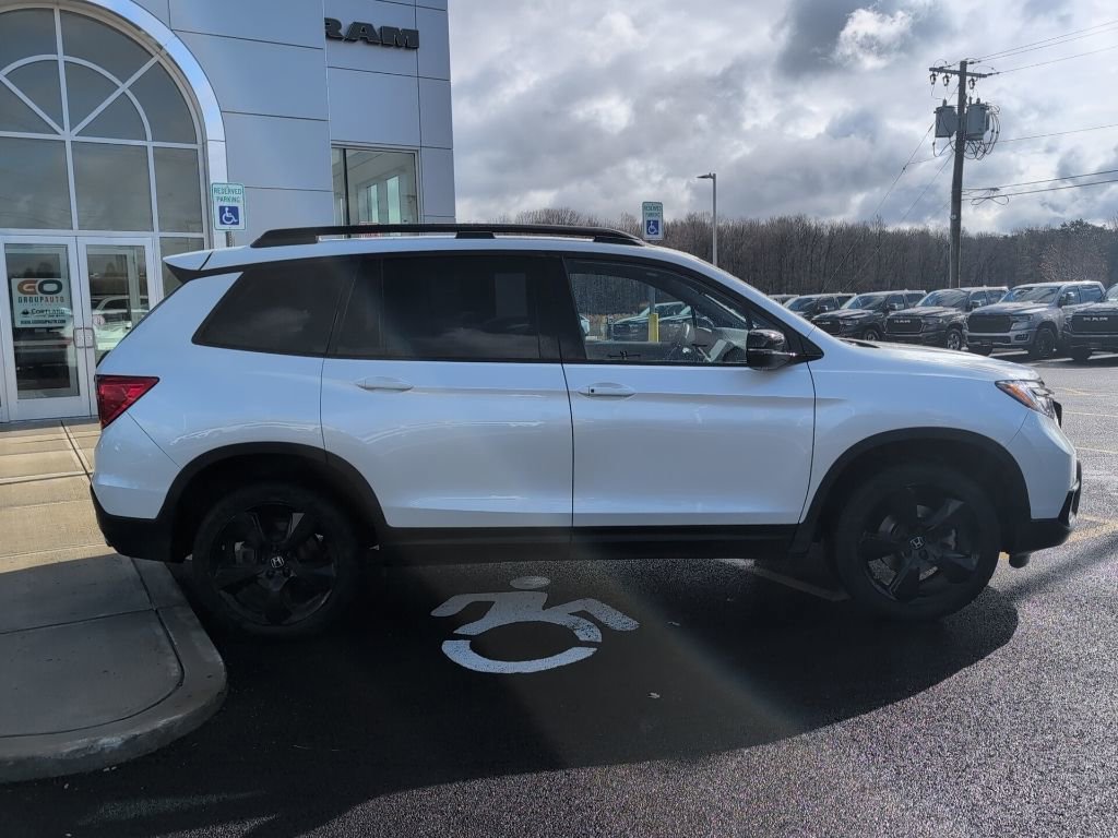 Used 2021 Honda Passport Elite image 9