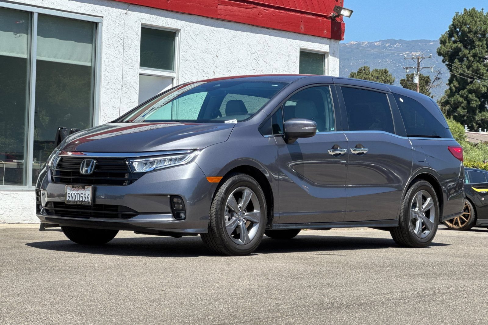 Used 2024 Honda Odyssey EX image 8
