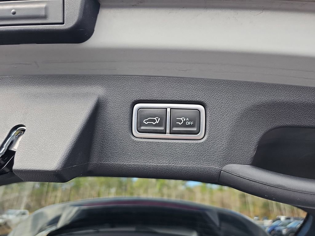 Used 2024 Kia Sorento EX w/ Panoramic Sunroof Package image 18