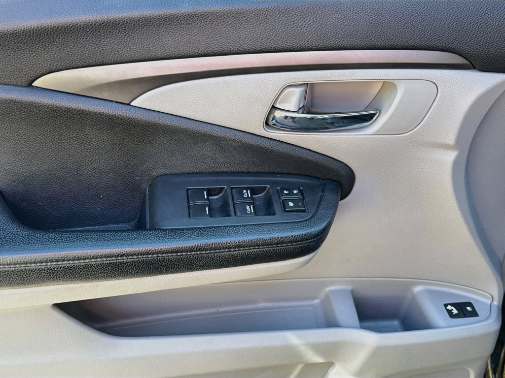 Used 2016 Honda Pilot EX-L image 21