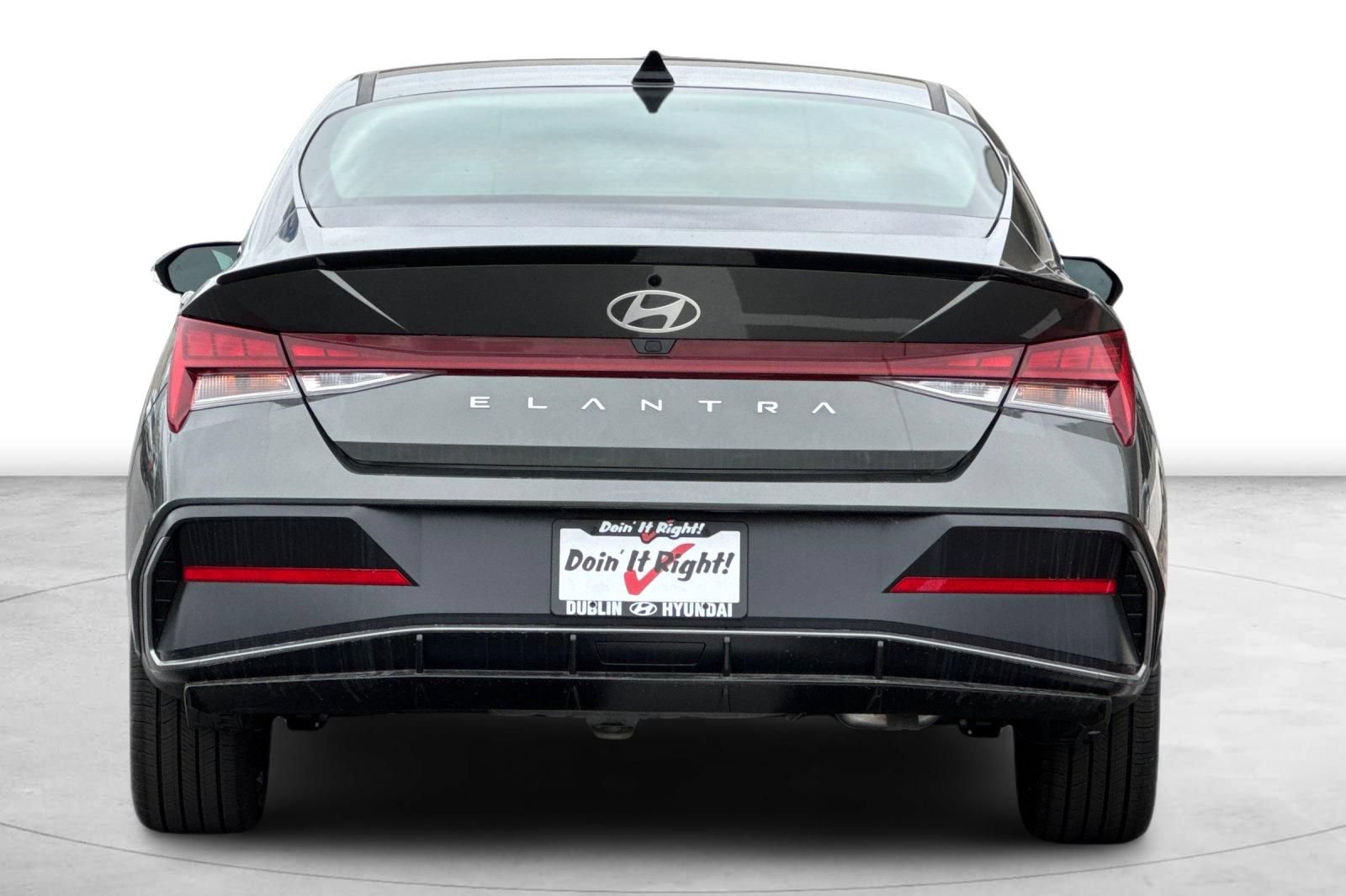 Certified 2026 Hyundai Elantra SEL Sport FWD image 6