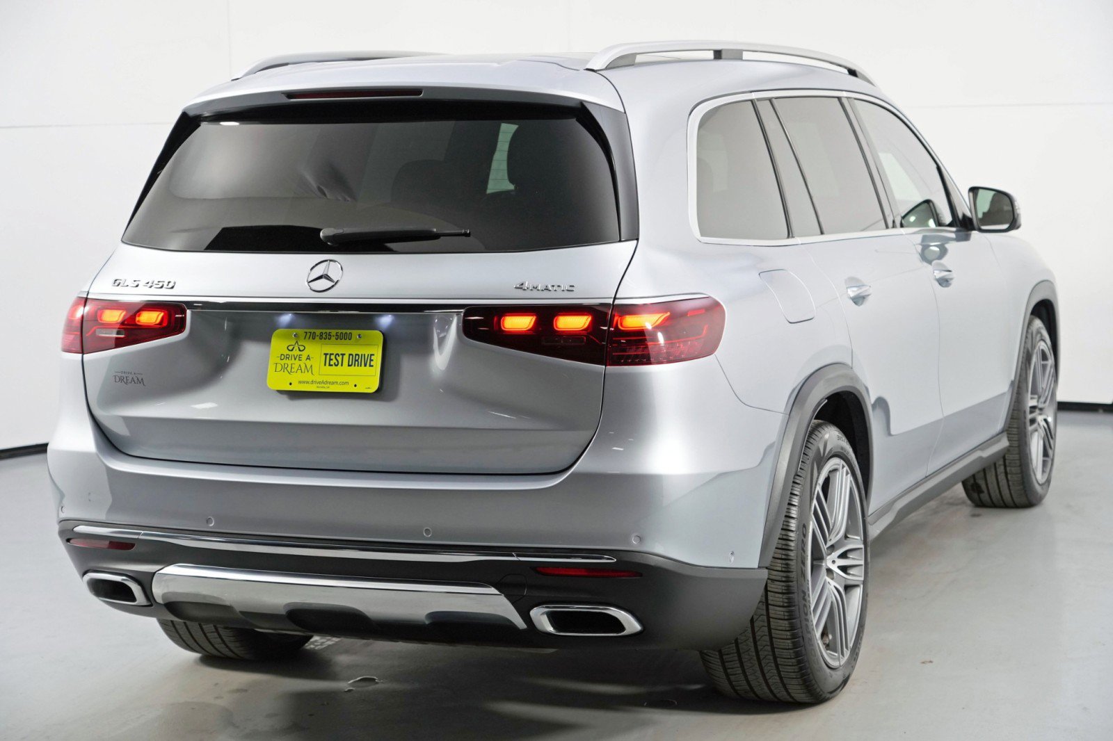 Used 2024 Mercedes-Benz GLS 450 4MATIC image 65