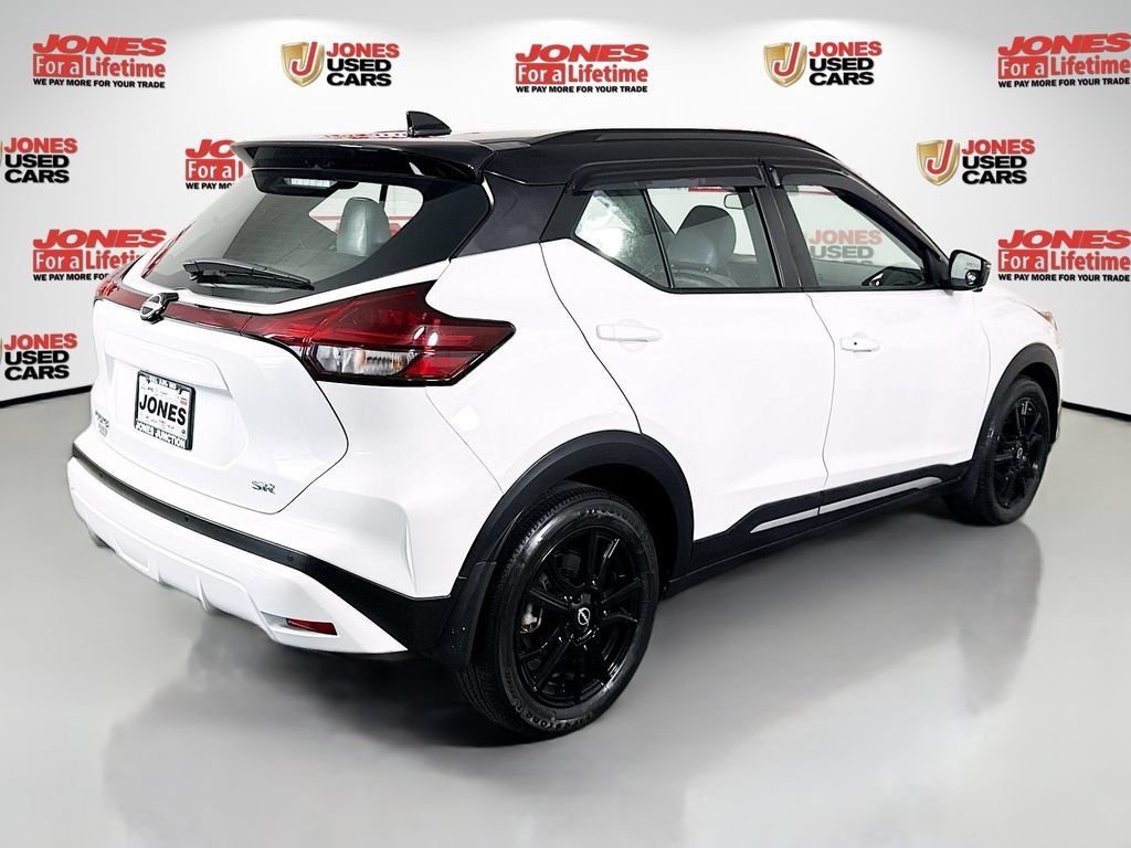Certified 2023 Nissan Kicks SR w/ SR Premium Package FWD image 15