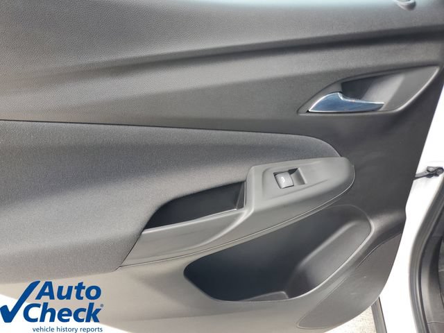 Used 2023 Chevrolet Bolt EUV LT w/ Comfort Package FWD image 13
