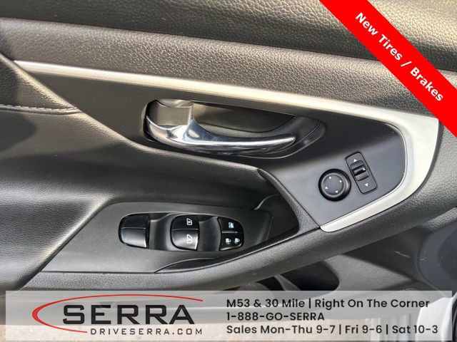 Used 2017 Nissan Altima 2.5 SL FWD image 18