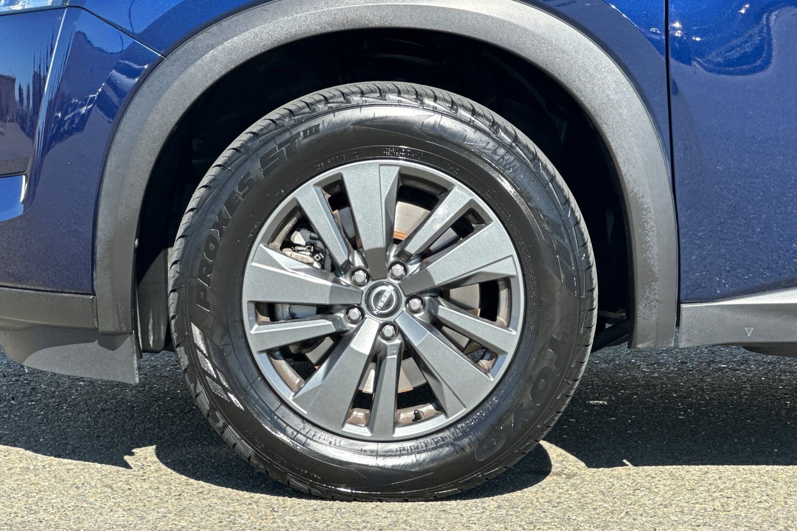 Certified 2024 Nissan Pathfinder SV image 33