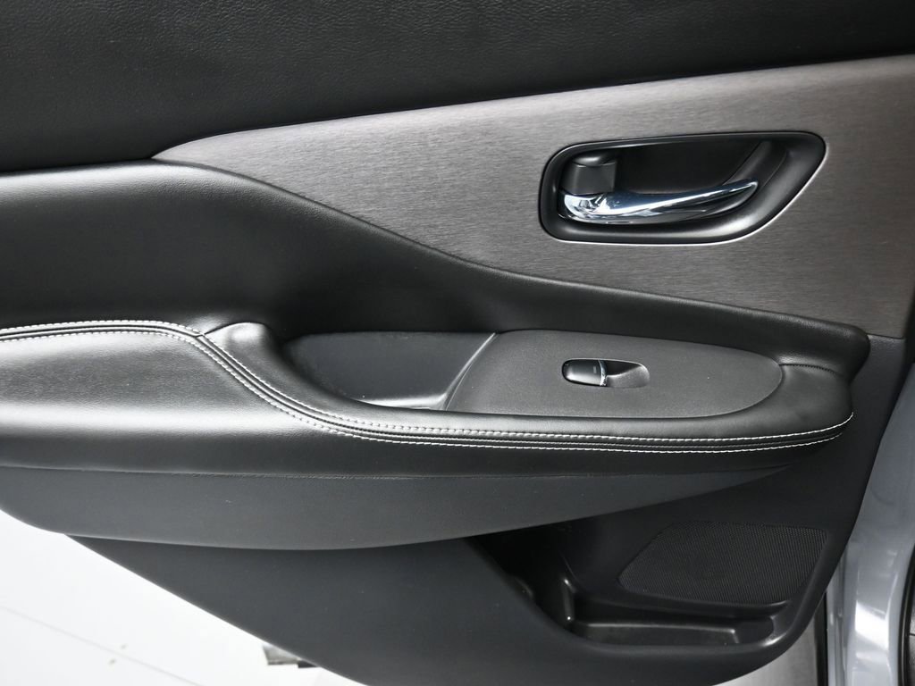 Used 2022 Nissan Murano SL w/ Cargo Package image 30