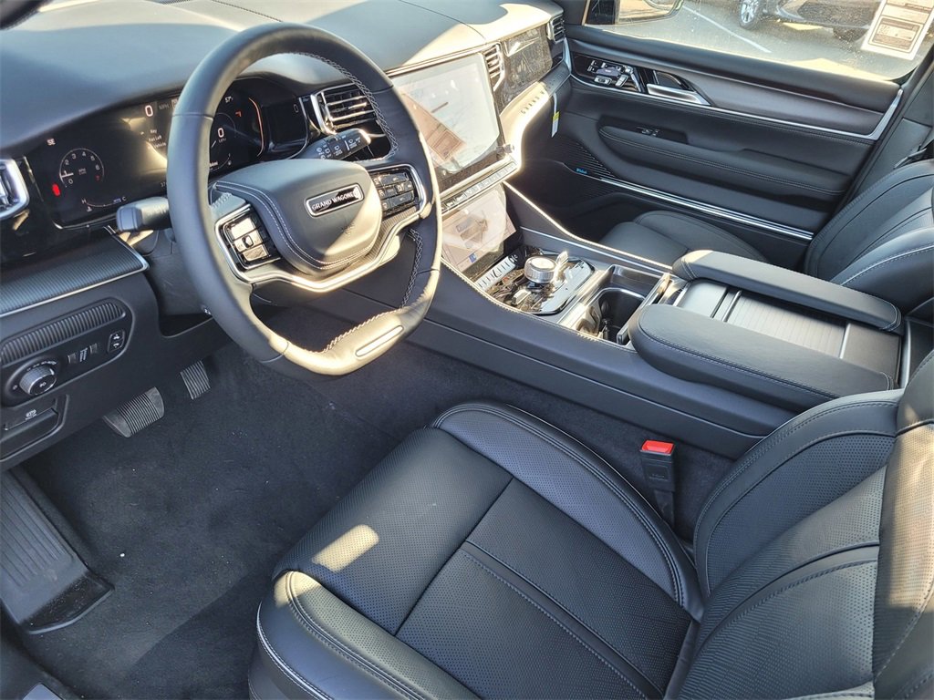 New 2025 Jeep Grand Wagoneer Series II Obsidian w/ Quick Order Packagew 28T image 6