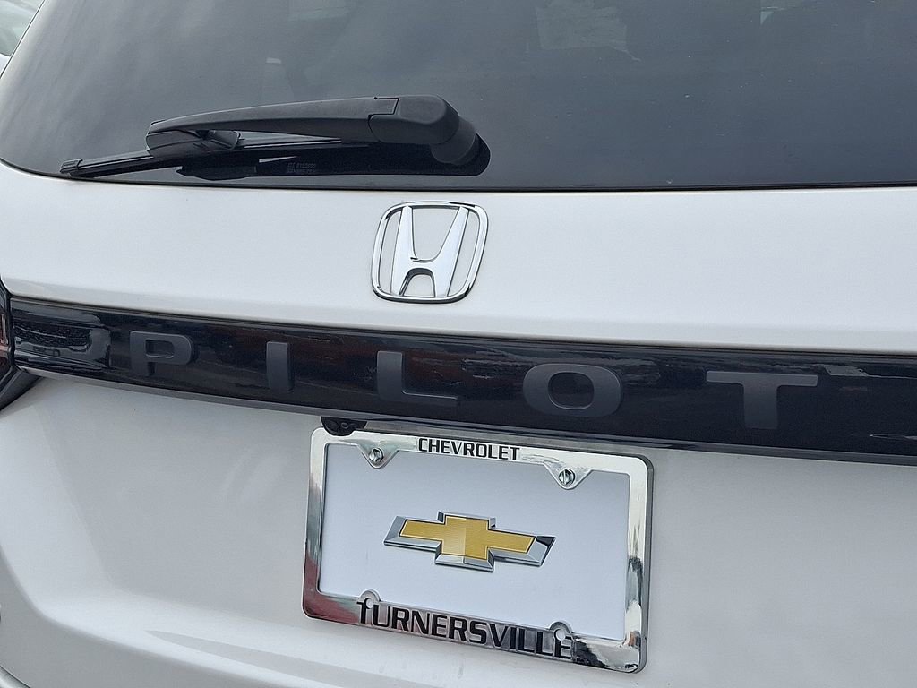 Used 2023 Honda Pilot LX image 30