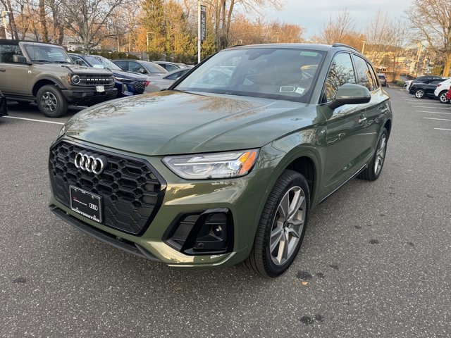 Certified 2025 Audi Q5 2.0T Premium w/ Convenience Plus Package image 7