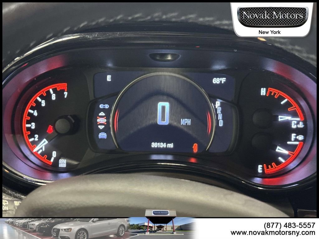 Used 2022 Dodge Durango SXT w/ Anodized Platinum Package image 21