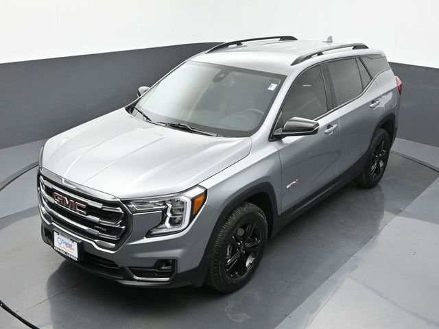Used 2024 GMC Terrain AT4 image 20