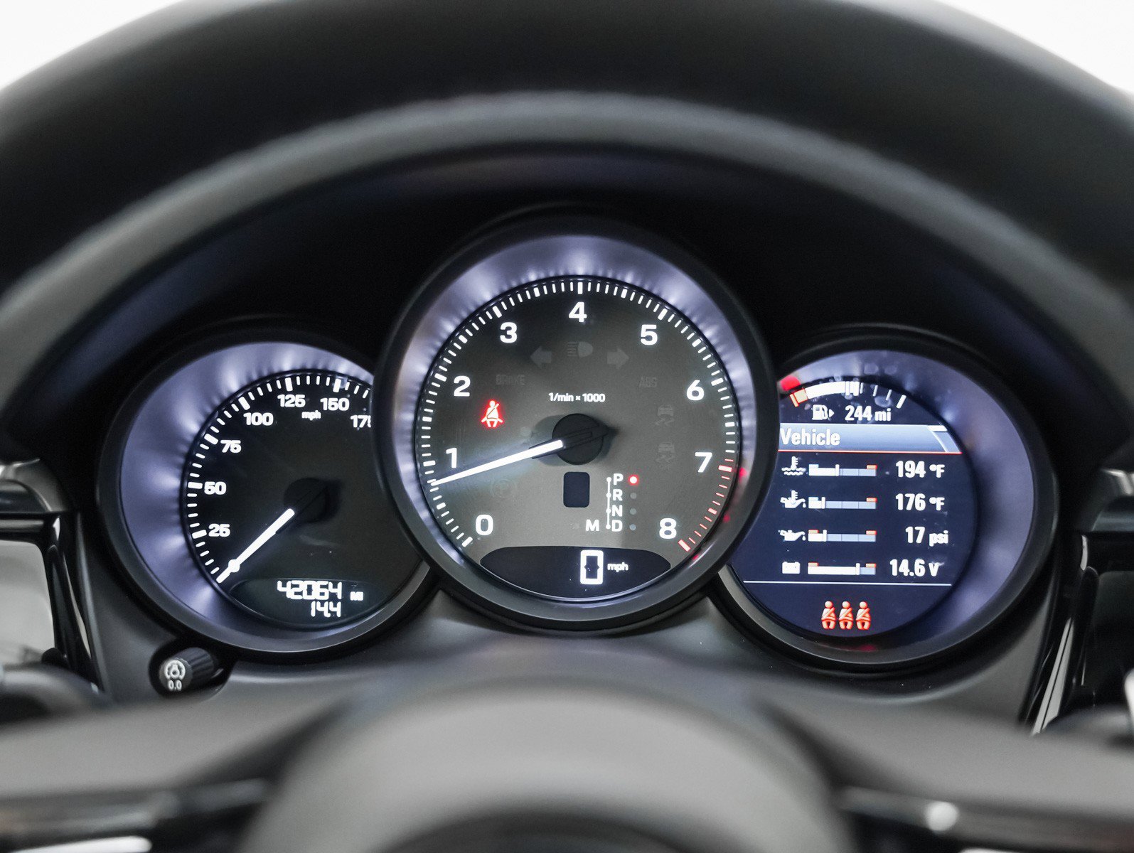 Certified 2022 Porsche Macan S w/ Premium Package Plus image 18