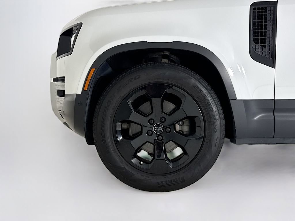 Used 2023 Land Rover Defender 110 S image 27
