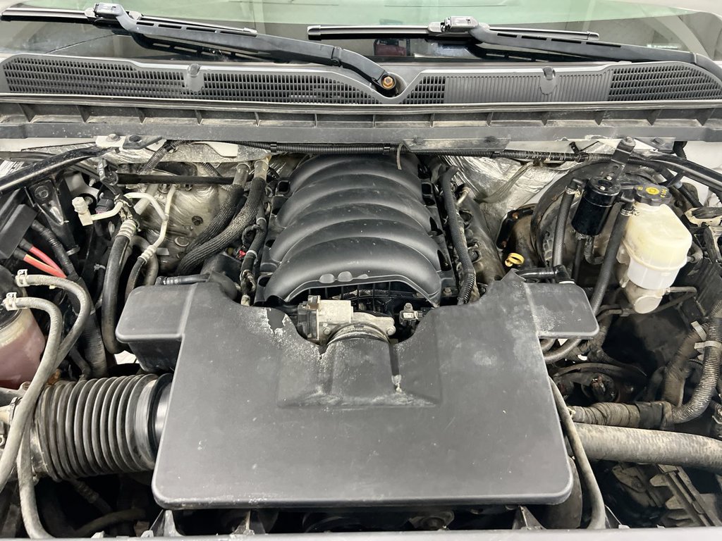 Used 2017 Chevrolet Silverado 1500 LT w/ All Star Edition AWD/4WD image 24