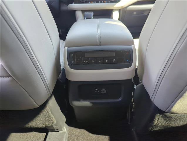 Used 2025 Nissan Pathfinder SL image 21